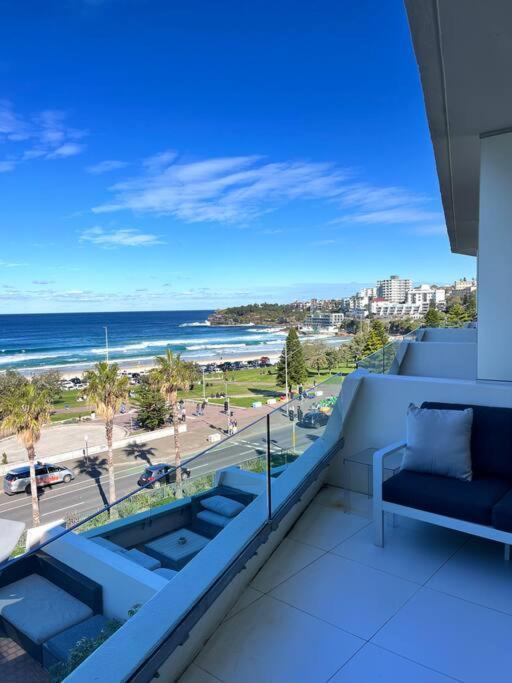 Bondi Beach Waves Beachfront Apartment Sydney Exterior photo