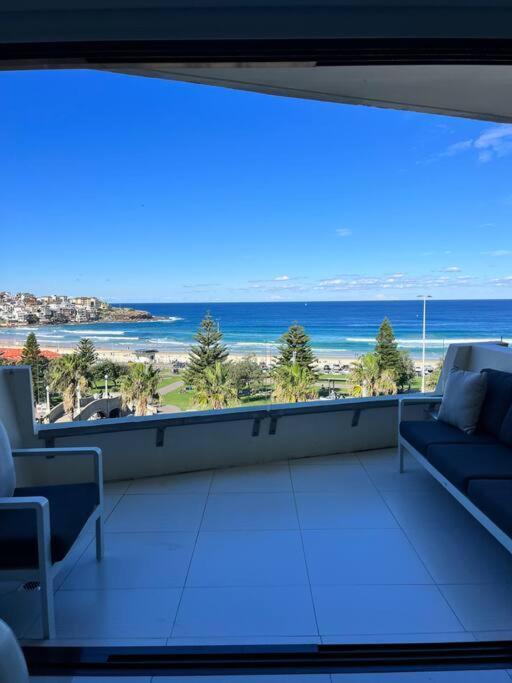 Bondi Beach Waves Beachfront Apartment Sydney Exterior photo