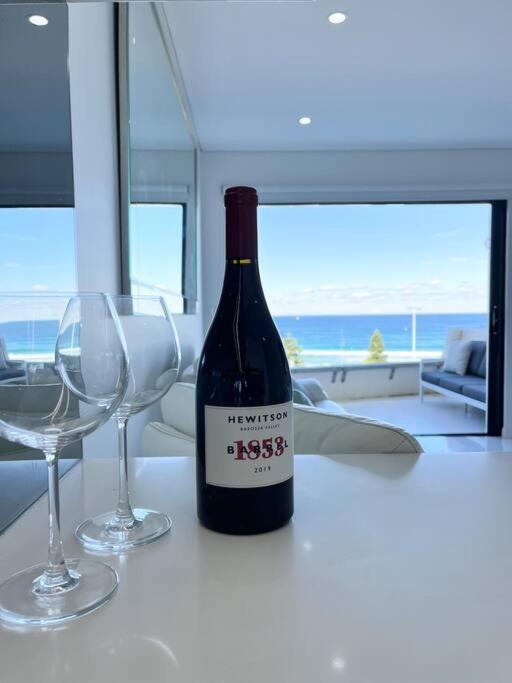 Bondi Beach Waves Beachfront Apartment Sydney Exterior photo